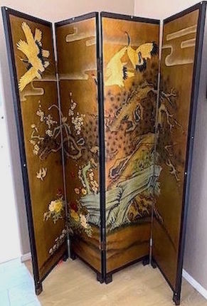 Asian 4-Panels Gold Divider