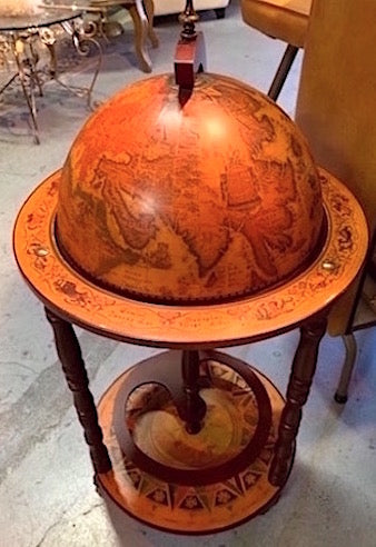 Bar Rolling Cart World Map