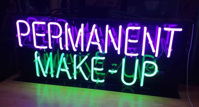 Neon Retail "Permanent Make Up" Sign