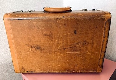 Vintage 1950s 'Crown' Small Tan Stacking Western Look Suitcase