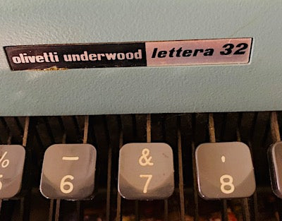 1960s Vintage Olivetti Lettera 32 Blue Teal